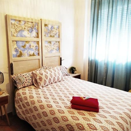 Vintage Apartment Azahar Triana Seville Ngoại thất bức ảnh