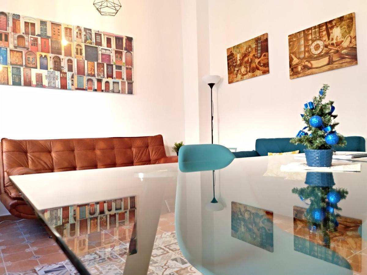 Vintage Apartment Azahar Triana Seville Ngoại thất bức ảnh